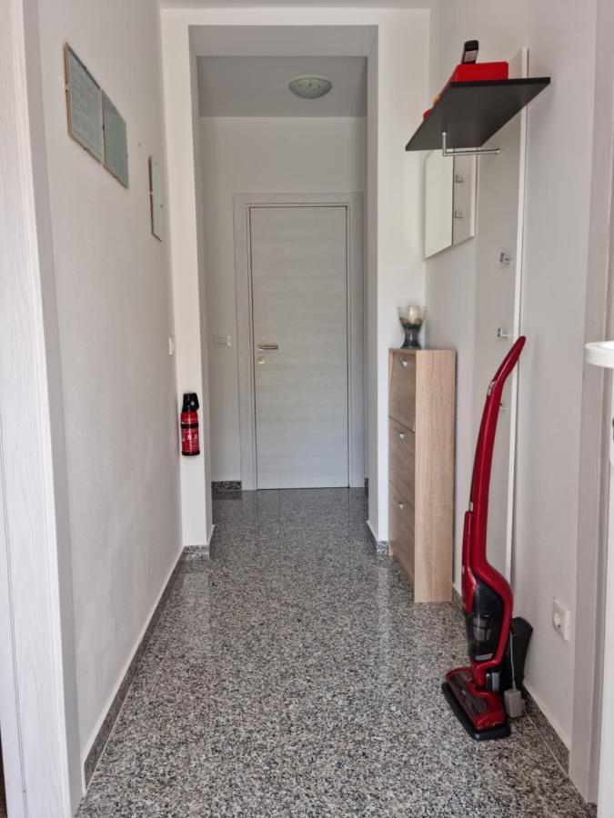 Appartments D&D Peroj Eksteriør bilde